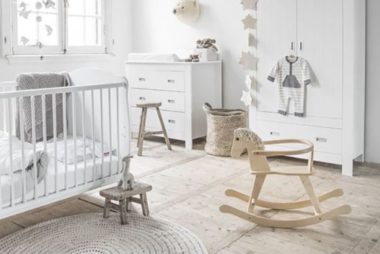 La bébéothèque, nouveau concept sympa dans la chambre idéale pour bébé de Maman Vogue