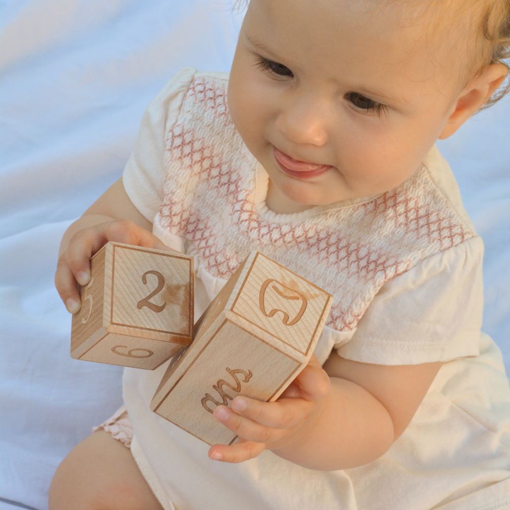 cartes étapes cubes bébé