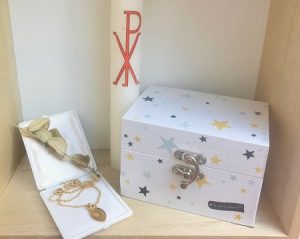 cadeau baptême bébé son coffret à souvenirs