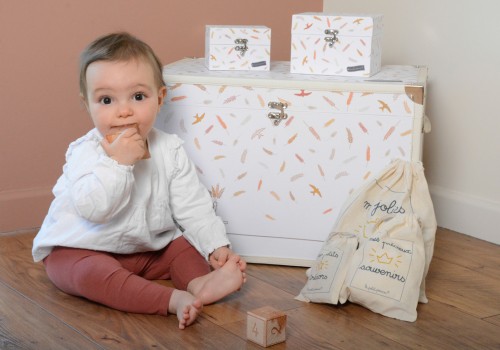 cadeau bébé fille 6 mois la malle Esmée