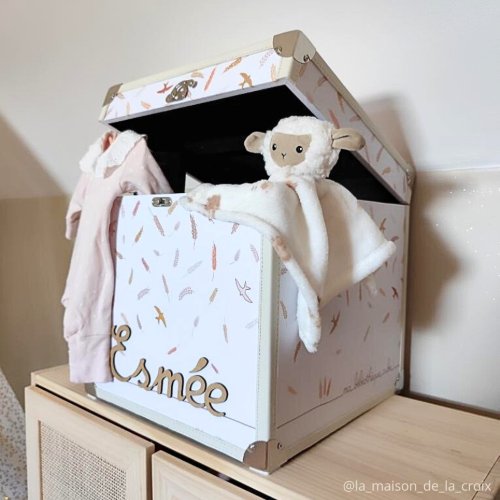 Quel cadeau personnalisé choisir pour un bébé fille